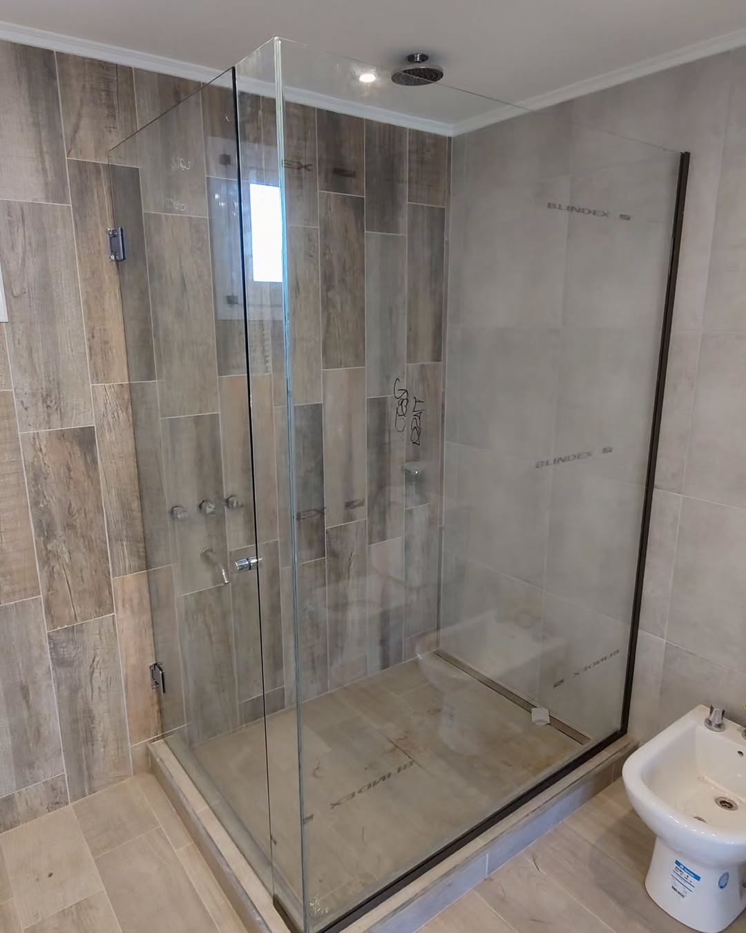 aberturas de aluminio linea modena 1600 5